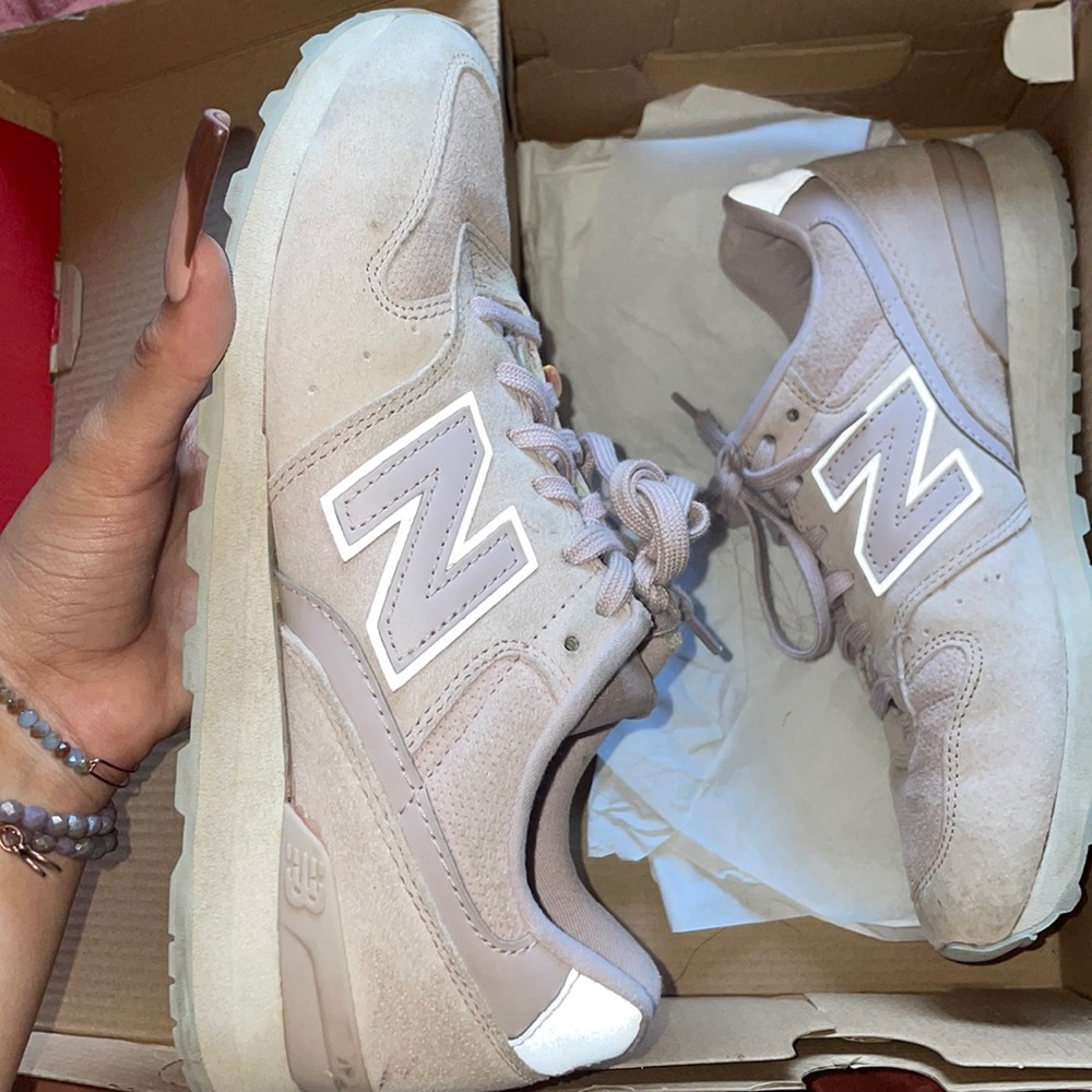 Reflective suede pink new balance